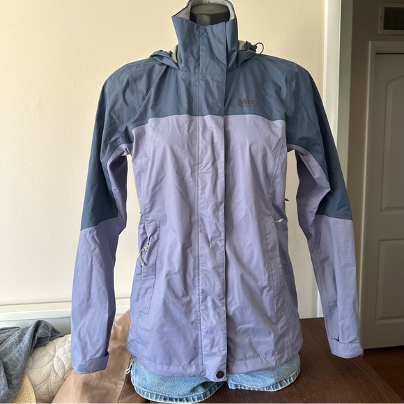 REI Lilac Purple Colorblock Rain Jacket - Picture 1 of 6